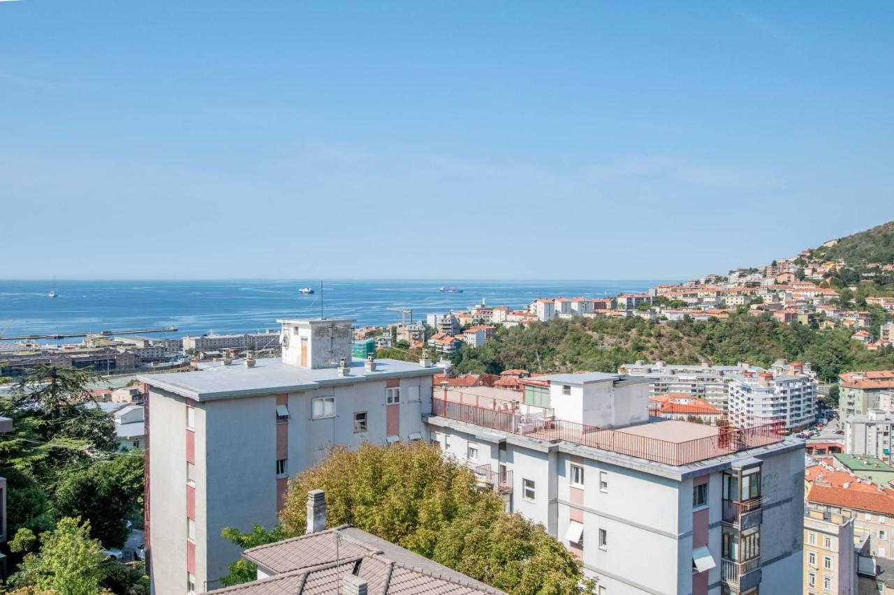 Free Parking -6 Posti Letto E Terrazzo Vista Mare Apartment Триест Екстериор снимка